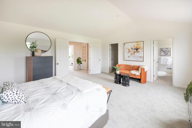 4 OLD ORCHARD RD, Strasburg, PA 17579