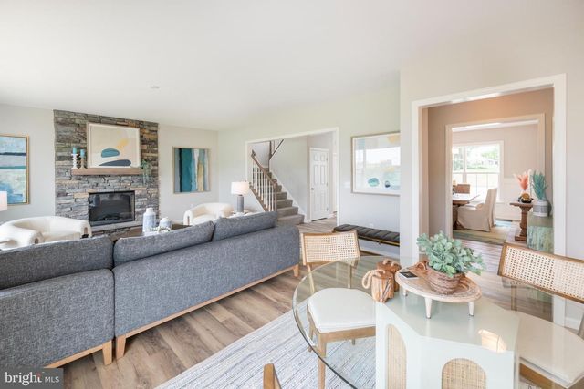 4 OLD ORCHARD RD, Strasburg, PA 17579