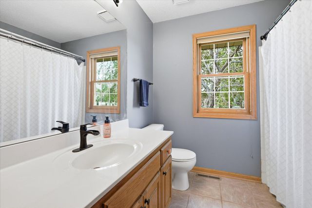 14740 Meadowood Drive, Savage, MN 55378