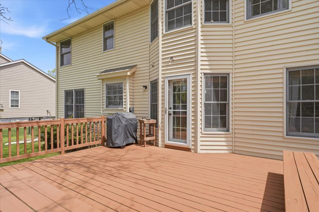14740 Meadowood Drive, Savage, MN 55378