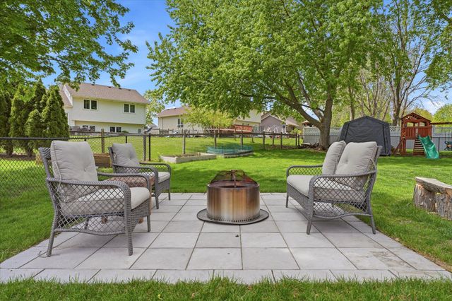 14740 Meadowood Drive, Savage, MN 55378