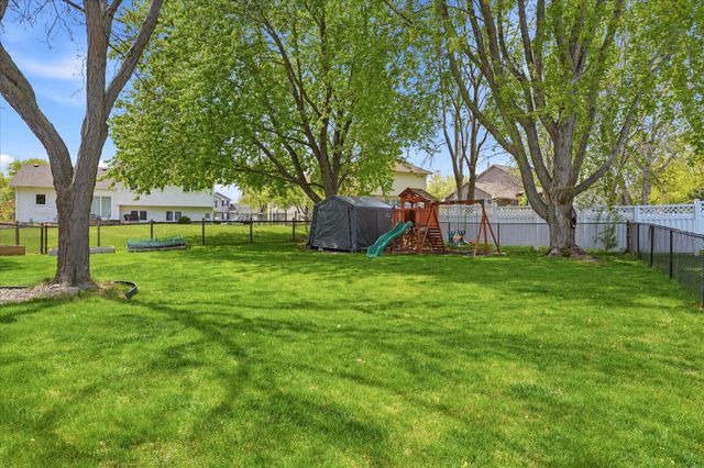 14740 Meadowood Drive, Savage, MN 55378