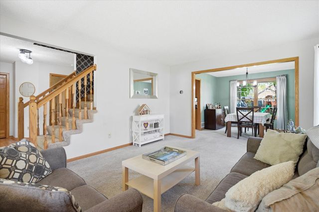 14740 Meadowood Drive, Savage, MN 55378