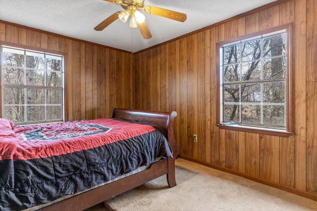 492 Green Shadow Road SE, Cleveland, TN 37323