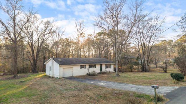 492 Green Shadow Road SE, Cleveland, TN 37323