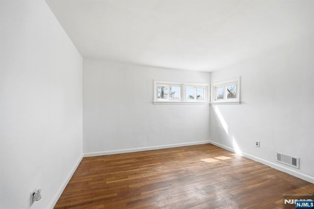 21 Linwood Avenue, Bogota, NJ 07603