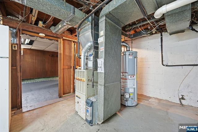 21 Linwood Avenue, Bogota, NJ 07603