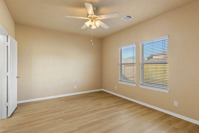 7014 Hazelnut Lane, Baytown, TX 77521