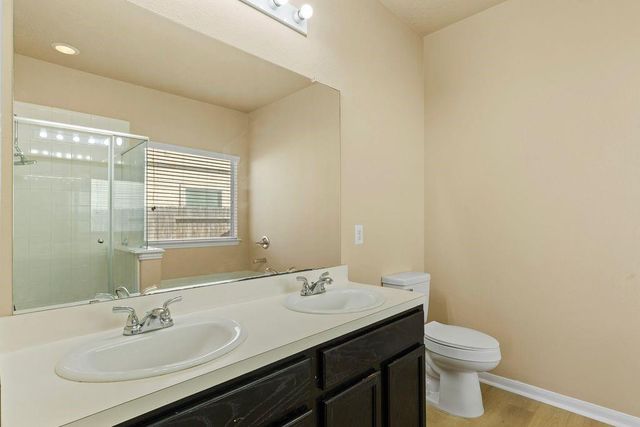 7014 Hazelnut Lane, Baytown, TX 77521