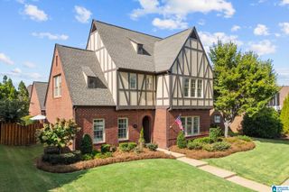 2221 ROSS AVENUE, Hoover, AL 35226