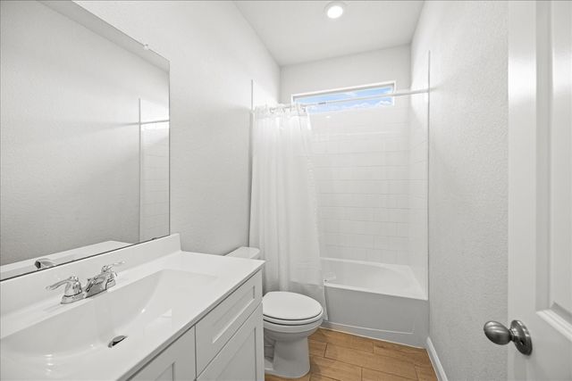 9557 Alderleaf Trail, Fort Worth, TX 76036