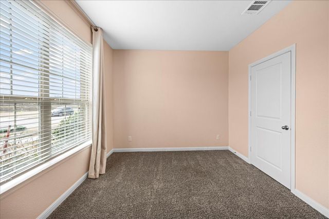 9557 Alderleaf Trail, Fort Worth, TX 76036