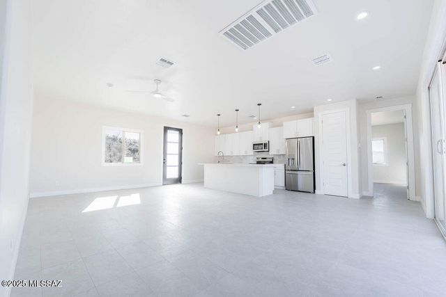 278 Circulo Cerro, Rio Rico, AZ 85648