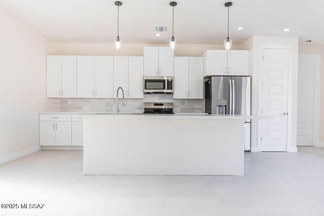 278 Circulo Cerro, Rio Rico, AZ 85648