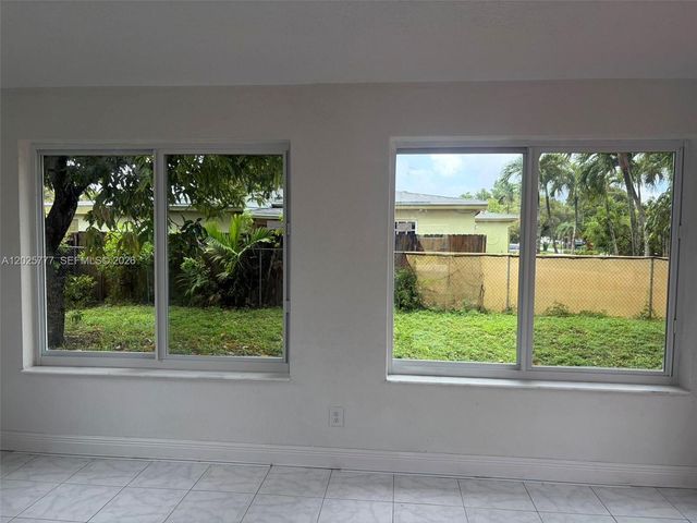 7612 Plantation Blvd, Miramar, FL 33023