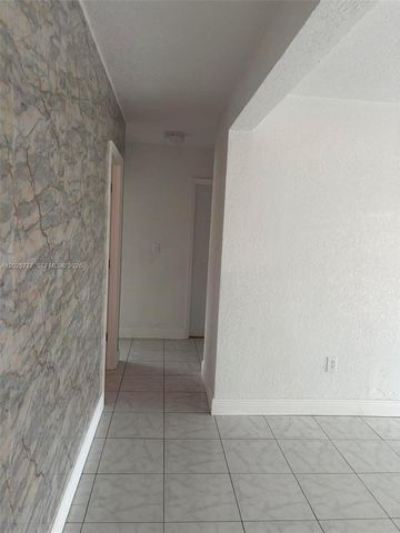 7612 Plantation Blvd, Miramar, FL 33023