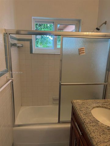 7612 Plantation Blvd, Miramar, FL 33023