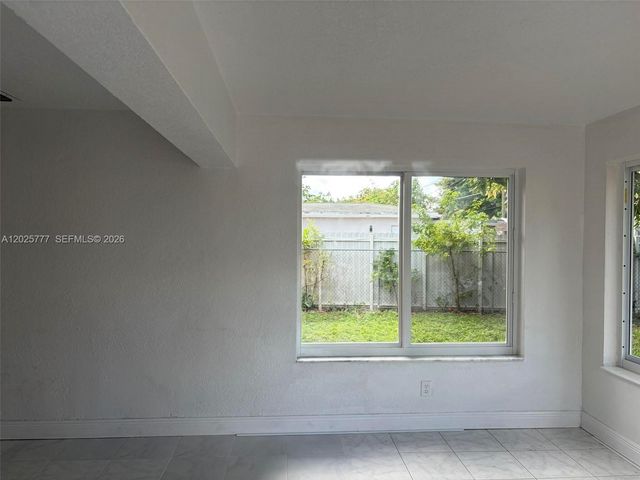 7612 Plantation Blvd, Miramar, FL 33023