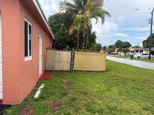 7612 Plantation Blvd, Miramar, FL 33023