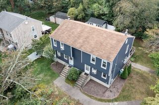 52 George St B, Plainville, MA 02762