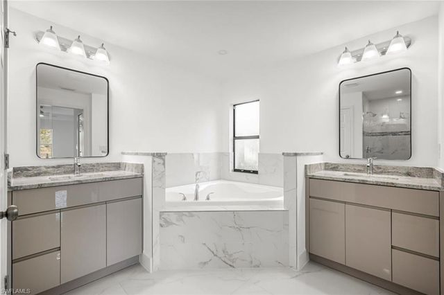 3614 4th ST SW, Lehigh Acres, FL 33976