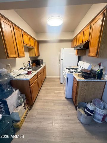 3840 N 43RD Avenue 16, Phoenix, AZ 85031