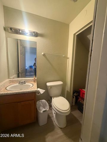 3840 N 43RD Avenue 16, Phoenix, AZ 85031