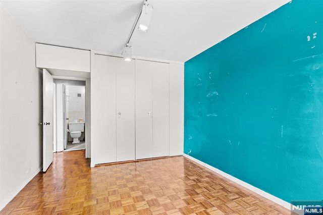 1 Horizon G2, Fort Lee, NJ 07024