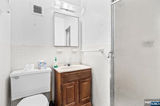 1 Horizon G2, Fort Lee, NJ 07024