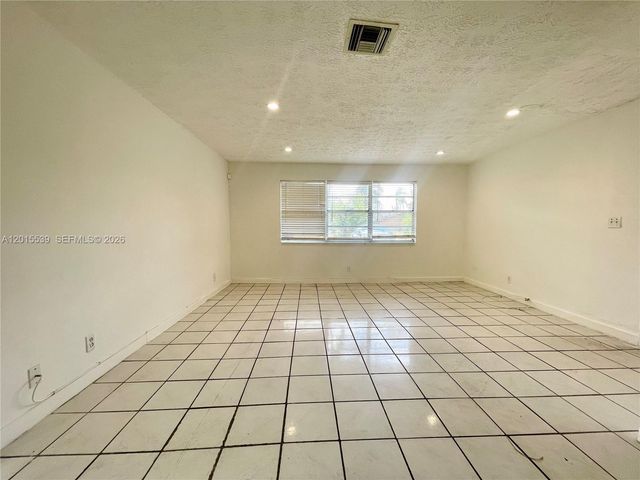 2621 Riverland Dr 2, Fort Lauderdale, FL 33312