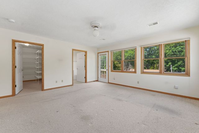 2031 12th Street, East Moline, IL 61244