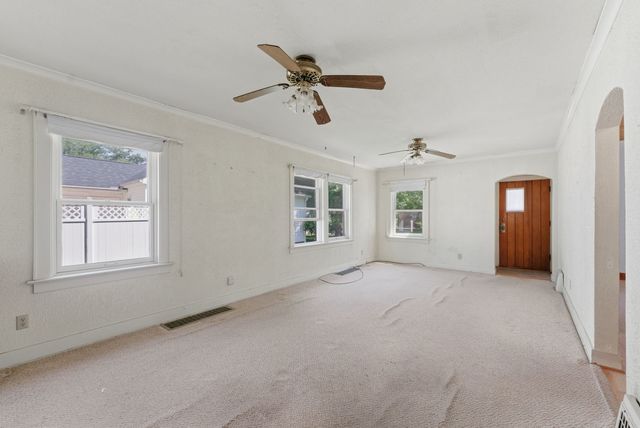2031 12th Street, East Moline, IL 61244