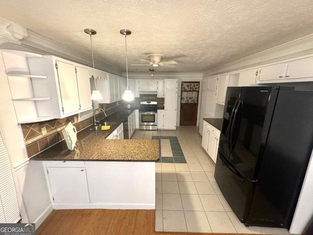 2554 Brocklin Drive, Grayson, GA 30017