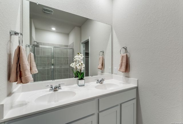 5015 Gully Way, San Antonio, TX 78266