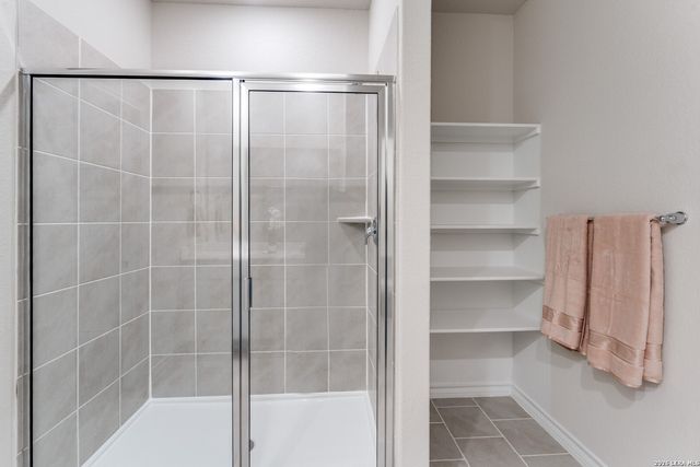 5015 Gully Way, San Antonio, TX 78266