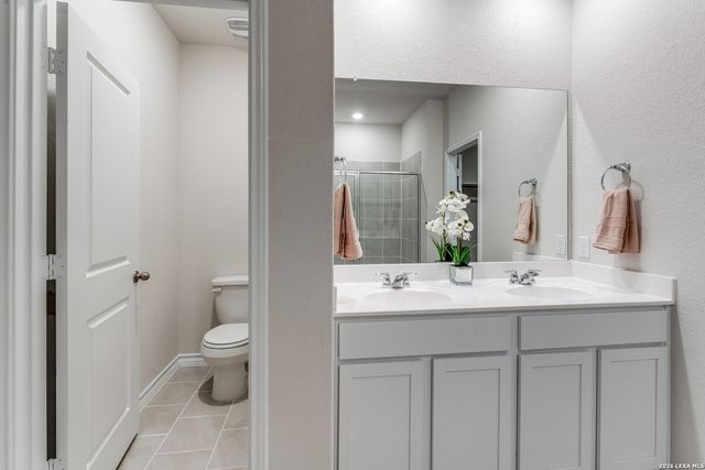 5015 Gully Way, San Antonio, TX 78266