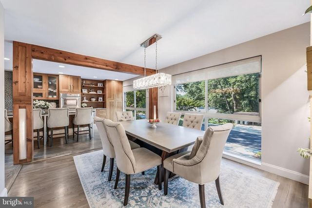11211 WEDGE DR, Reston, VA 20190