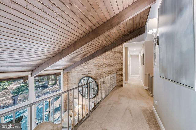 11211 WEDGE DR, Reston, VA 20190