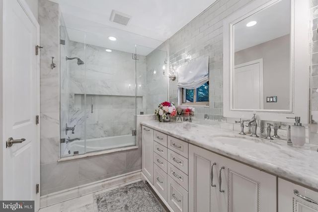 11211 WEDGE DR, Reston, VA 20190