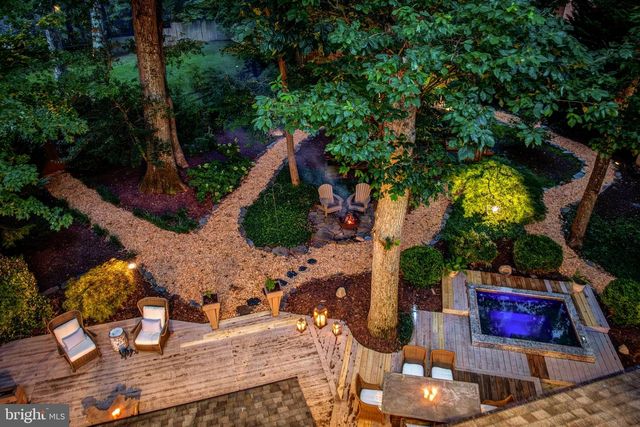11211 WEDGE DR, Reston, VA 20190