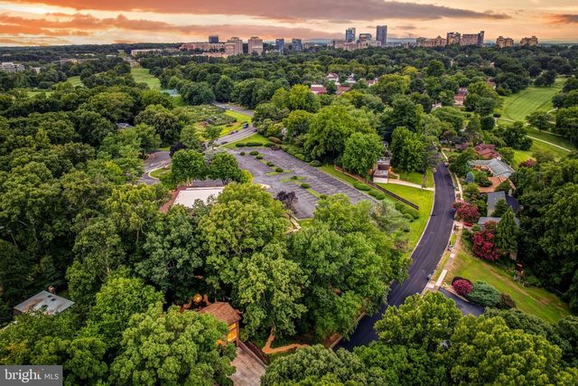 11211 WEDGE DR, Reston, VA 20190