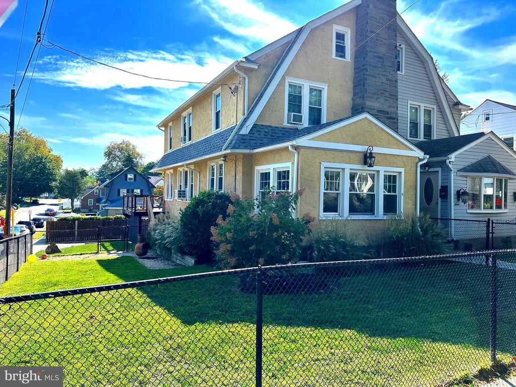 9 N BRIGHTON AVE, Upper Darby, PA 19082