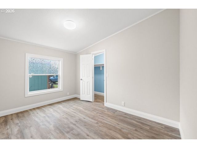 16000 Se POWELL Blvd 48, Portland, OR 97236