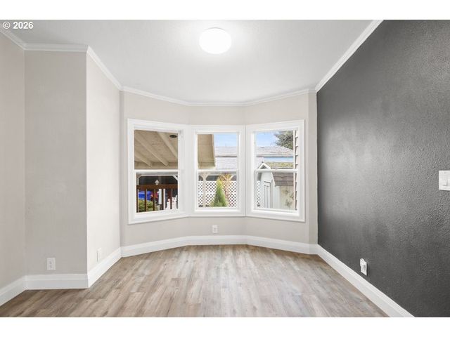 16000 Se POWELL Blvd 48, Portland, OR 97236