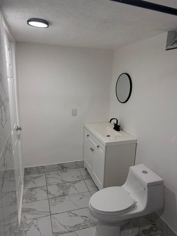 10241 Sleepy Brook Way, Boca Raton, FL 33428