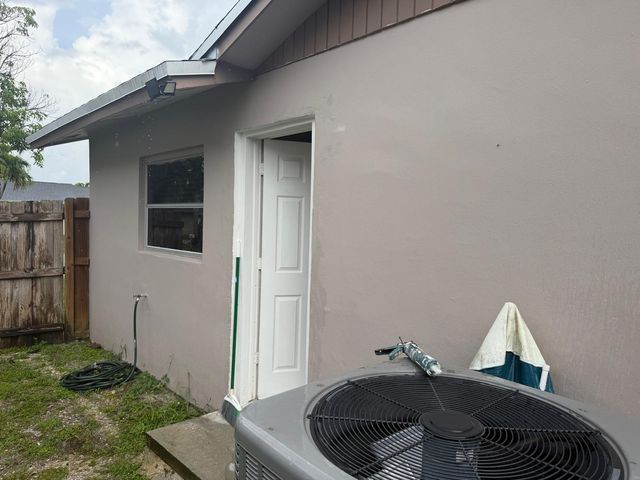10241 Sleepy Brook Way, Boca Raton, FL 33428