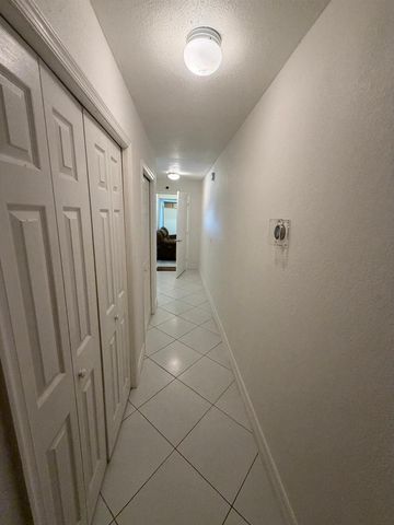 10241 Sleepy Brook Way, Boca Raton, FL 33428
