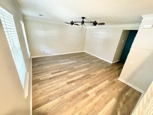 2160 Kings Gate Lane, Mount Pleasant, SC 29466