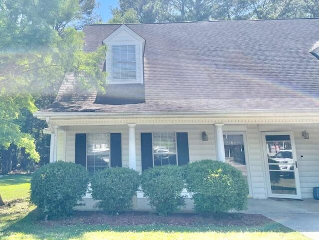 2160 Kings Gate Lane, Mount Pleasant, SC 29466
