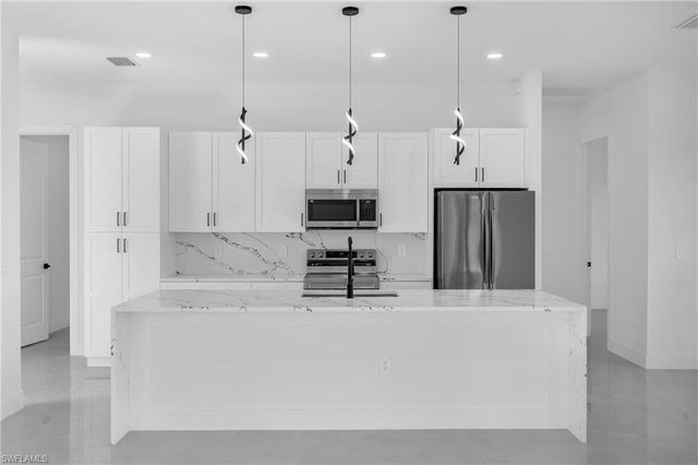 3110 23rd ST SW, Lehigh Acres, FL 33976